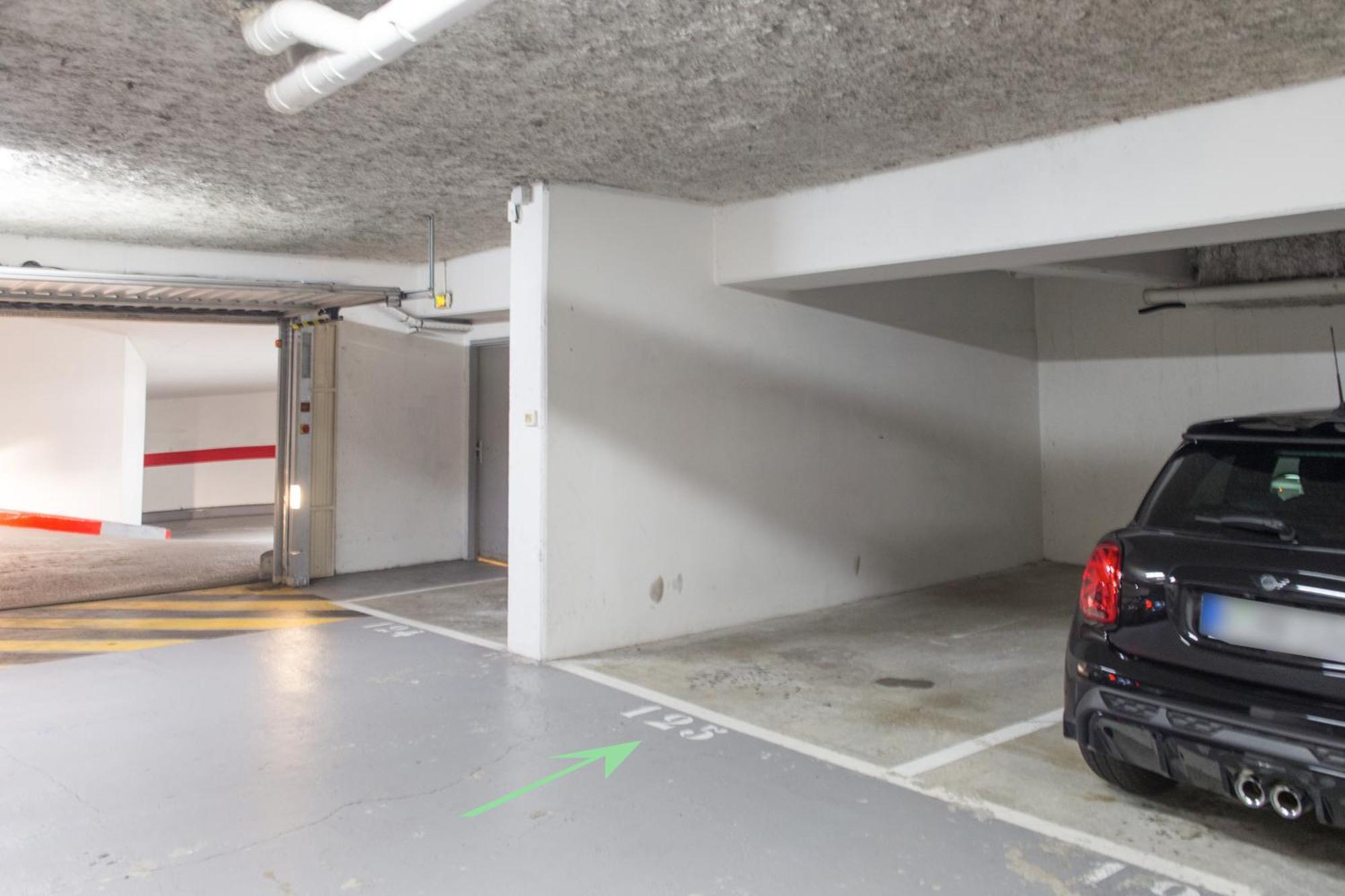 Spacieux - Parking - Piscine - Bv Beausoleil